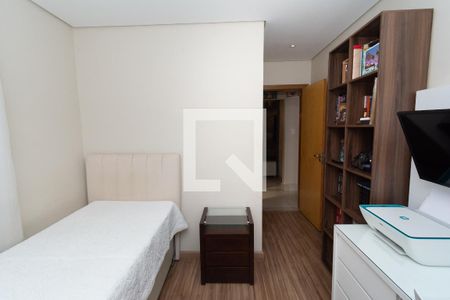 Quarto 1 de apartamento à venda com 3 quartos, 185m² em Inconfidentes, Contagem