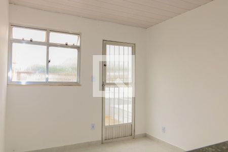 Sala de kitnet/studio para alugar com 1 quarto, 23m² em Piedade, Rio de Janeiro
