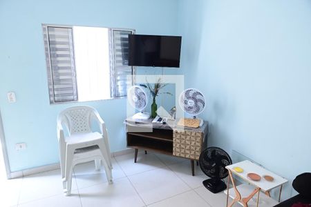 Sala de casa de condomínio para alugar com 1 quarto, 62m² em Aviação , Praia Grande