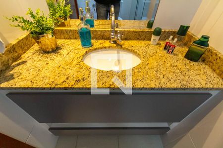 Apartamento à venda com 138m², 3 quartos e 2 vagas Apartamento à venda com 138m², 3 quartos e 2 vagasBanheiro da Suíte 2