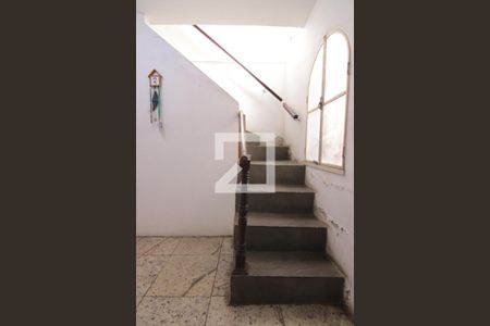 Detalhe Escada de casa à venda com 4 quartos, 242m² em Penha de França, São Paulo