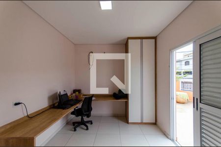 Casa à venda com 420m², 3 quartos e 3 vagas Casa à venda com 420m², 3 quartos e 3 vagasQuarto 2