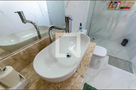 Casa à venda com 420m², 3 quartos e 3 vagas Casa à venda com 420m², 3 quartos e 3 vagasBanheiro Suíte