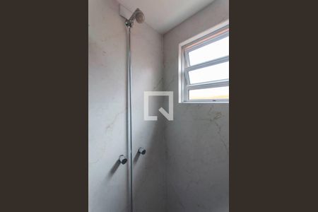 Casa à venda com 420m², 3 quartos e 3 vagas Casa à venda com 420m², 3 quartos e 3 vagasBanheiro 2