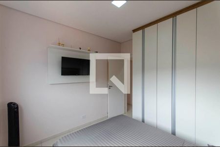 Casa à venda com 420m², 3 quartos e 3 vagas Casa à venda com 420m², 3 quartos e 3 vagasQuarto 1