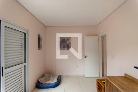 Casa à venda com 420m², 3 quartos e 3 vagas Casa à venda com 420m², 3 quartos e 3 vagasQuarto 2