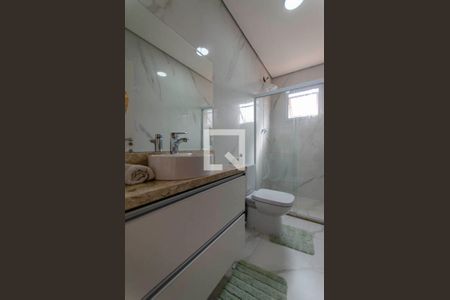 Casa à venda com 420m², 3 quartos e 3 vagas Casa à venda com 420m², 3 quartos e 3 vagasBanheiro 1