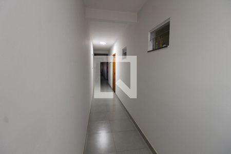 Corredor de apartamento à venda com 2 quartos, 30m² em Vila Celeste, São Paulo