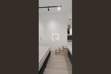 Quarto/Sala de kitnet/studio para alugar com 1 quarto, 82m² em Perdizes, São Paulo