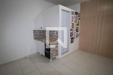 Sala/Cozinha de kitnet/studio para alugar com 1 quarto, 40m² em Jardim America, Rio de Janeiro