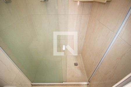 Banheiro de kitnet/studio para alugar com 1 quarto, 40m² em Jardim America, Rio de Janeiro