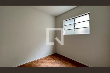 quarto 1 de casa à venda com 3 quartos, 240m² em Boa Vista, Belo Horizonte