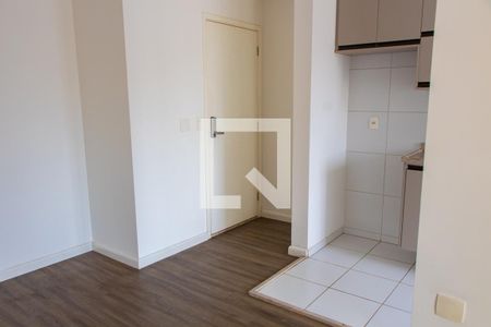 SALA de apartamento para alugar com 1 quarto, 45m² em Vila Lídia, Campinas