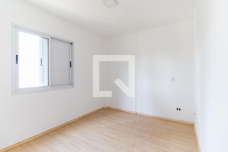 Quarto 1 de apartamento para alugar com 3 quartos, 63m² em Jardim Ubirajara, São Paulo