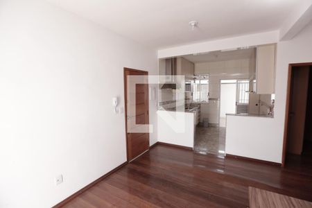 Sala de apartamento à venda com 2 quartos, 100m² em Eldorado, Contagem