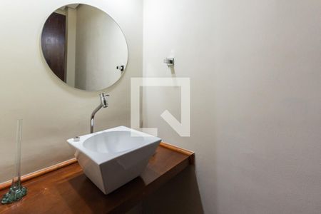 Lavabo de casa à venda com 4 quartos, 185m² em Vila Isabel, Rio de Janeiro