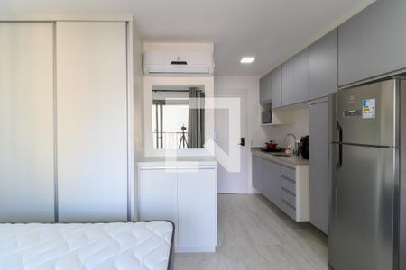 Sala/Quarto de kitnet/studio para alugar com 1 quarto, 25m² em Campo Belo, São Paulo