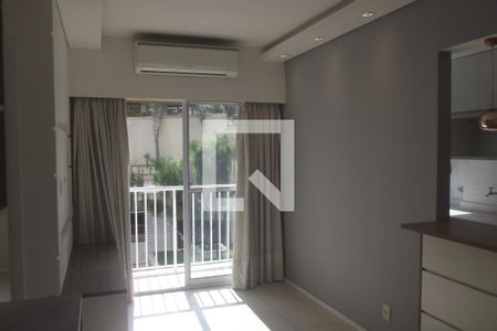 Sala de apartamento para alugar com 2 quartos, 58m² em Del Castilho, Rio de Janeiro