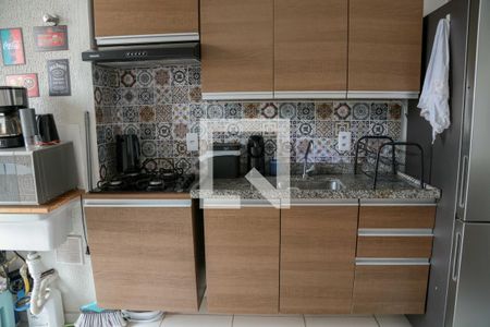 Cozinha de apartamento para alugar com 1 quarto, 32m² em Vila Yolanda, Osasco