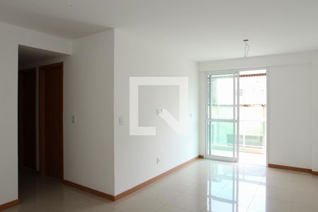 Apartamento à venda com 76m², 3 quartos e 2 vagasSala