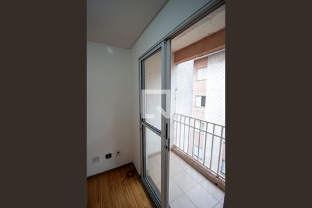 Sala / Varanda de apartamento para alugar com 2 quartos, 42m² em Jardim Sao Miguel, Ferraz de Vasconcelos