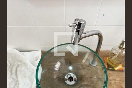 Lavabo  de casa à venda com 2 quartos, 94m² em Jardim Prudência, São Paulo