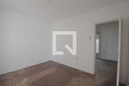 Quarto de apartamento à venda com 1 quarto, 50m² em Passo D’areia, Porto Alegre