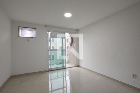 Sala de apartamento para alugar com 1 quarto, 39m² em Taquara, Rio de Janeiro