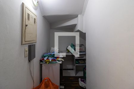 Casa à venda com 165m², 3 quartos e 2 vagas Casa à venda com 165m², 3 quartos e 2 vagasCorredor