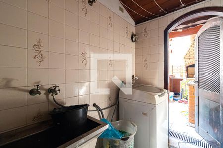 Casa à venda com 165m², 3 quartos e 2 vagas Casa à venda com 165m², 3 quartos e 2 vagasÁrea de Serviço