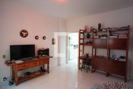 Sala de apartamento à venda com 2 quartos, 100m² em Coracao de Jesus, Belo Horizonte