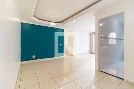 Sala de apartamento para alugar com 2 quartos, 62m² em Jardim Santa Emilia, São Paulo