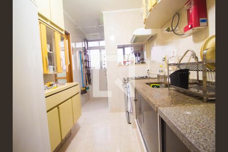 Cozinha de apartamento à venda com 2 quartos, 55m² em Vila Sílvia, São Paulo