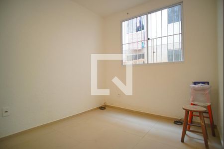 Quarto 2 de apartamento para alugar com 2 quartos, 42m² em Sarandi, Porto Alegre