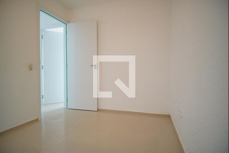 Quarto 2 de apartamento para alugar com 2 quartos, 42m² em Sarandi, Porto Alegre