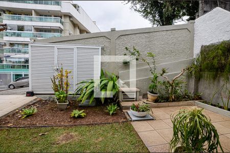 Vista de casa à venda com 3 quartos, 209m² em São Francisco, Niterói