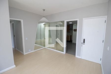 Sala de apartamento para alugar com 2 quartos, 77m² em Botafogo, Rio de Janeiro