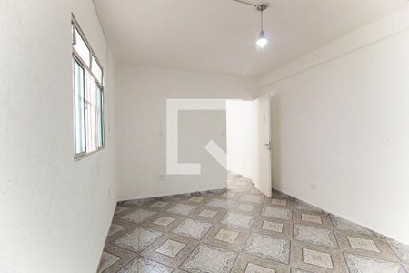 Suíte de casa à venda com 2 quartos, 125m² em Vila Carmosina, São Paulo