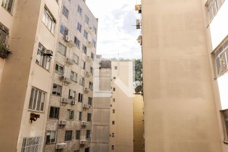 Vista da Sala de apartamento para alugar com 2 quartos, 80m² em Copacabana, Rio de Janeiro