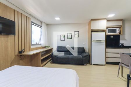 Studio/Quarto de kitnet/studio para alugar com 1 quarto, 30m² em Rebouças, Curitiba