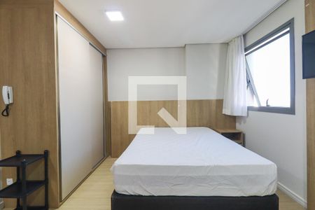 Studio/Quarto de kitnet/studio para alugar com 1 quarto, 30m² em Rebouças, Curitiba