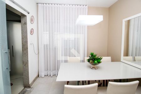 Sala de Jantar de casa à venda com 3 quartos, 171m² em Santa Lúcia, Belo Horizonte