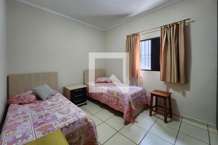 Casa à venda com 325m², 5 quartos e 3 vagas Casa à venda com 325m², 5 quartos e 3 vagasSuite 2
