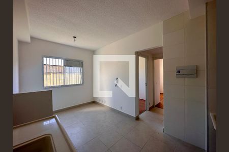 Sala/Cozinha de apartamento à venda com 2 quartos, 36m² em Vila Socorro, São Paulo