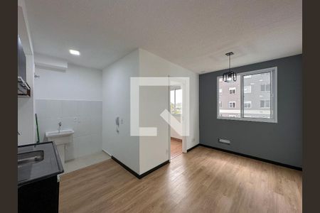 Sala/Cozinha de apartamento para alugar com 2 quartos, 34m² em Santo Amaro, São Paulo