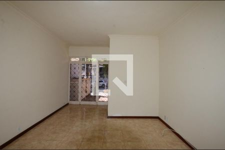 Sala de apartamento para alugar com 3 quartos, 110m² em Vila Valqueire, Rio de Janeiro