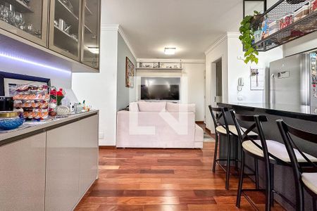 Sala de apartamento para alugar com 2 quartos, 79m² em Vila Anastácio, São Paulo