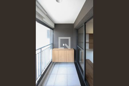 Varanda de kitnet/studio para alugar com 1 quarto, 28m² em Jardim Independência, São Paulo