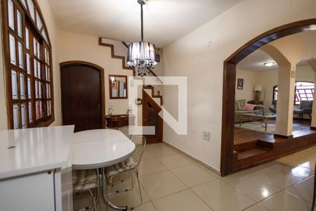 Sala de jantar 2 de casa para alugar com 3 quartos, 215m² em Jardim Alice, Taubaté