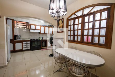 Sala de jantar 2 de casa para alugar com 3 quartos, 215m² em Jardim Alice, Taubaté